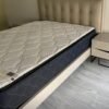 Cama Queen con colchón ortopédico Flex y Pillow Top.